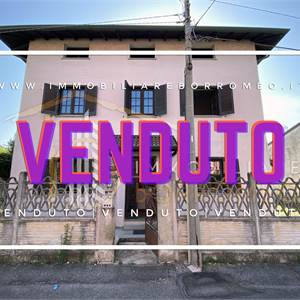 Villa Bifamiliare In Vendita a Cesano Maderno