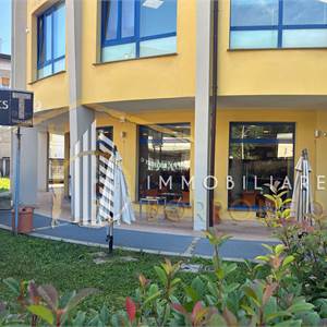 Negozio In Vendita a Cesano Maderno