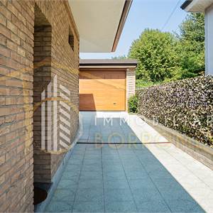 Villa In Vendita a Cesano Maderno